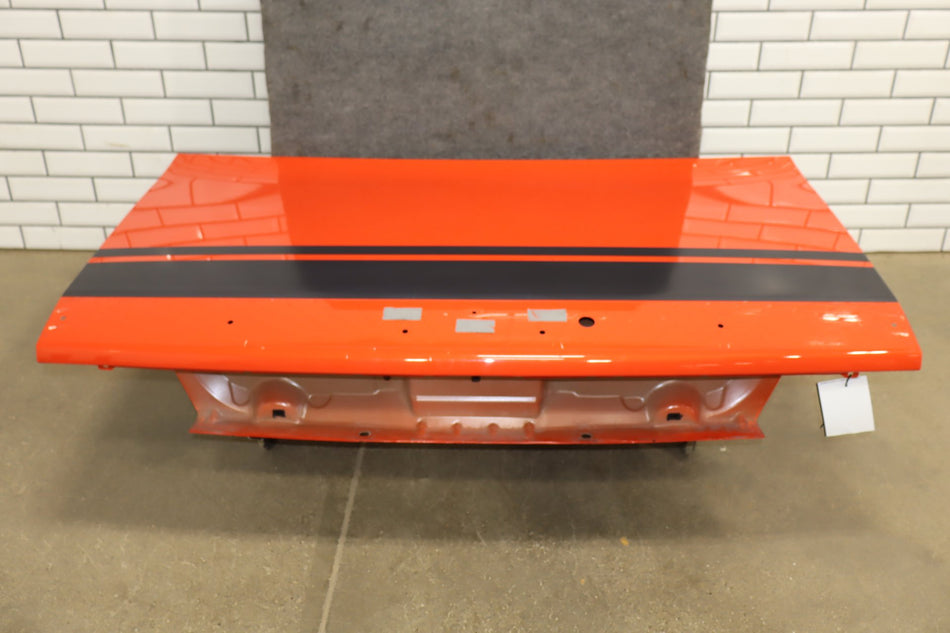 2015-2016 Dodge Challenger SRT 6.4/6.2 Trunk Decklid/Tailgate Go Mango PVP
