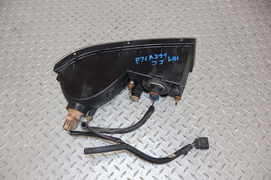 07-14 Cadillac Escalade EXT Left Fog Light