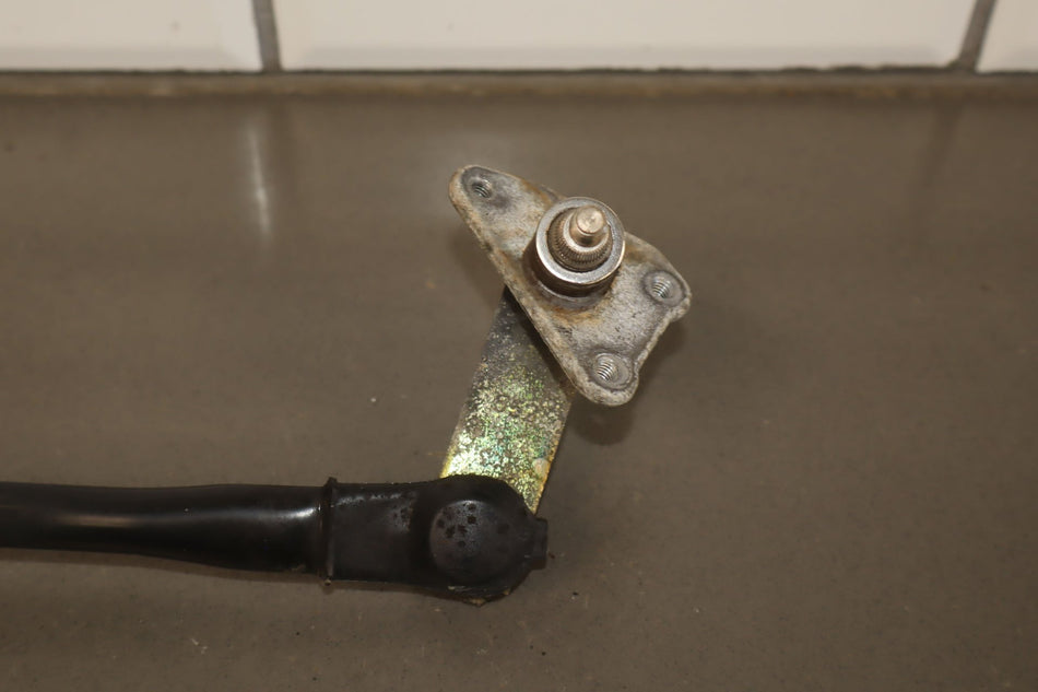 2003 Lexus LX470- Wiper Linkage