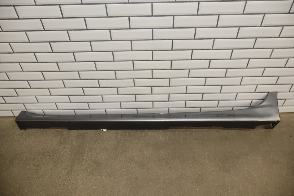 08-15 Mitsubishi Lancer Evo X Left Side Skirt (Cracked Tabs)