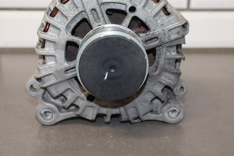 2011 Porsche Cayenne Alternator OEM