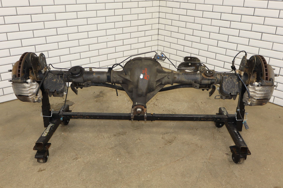 2003-2005 GMC Yukon Rear Axle Assembly 15135401 OEM