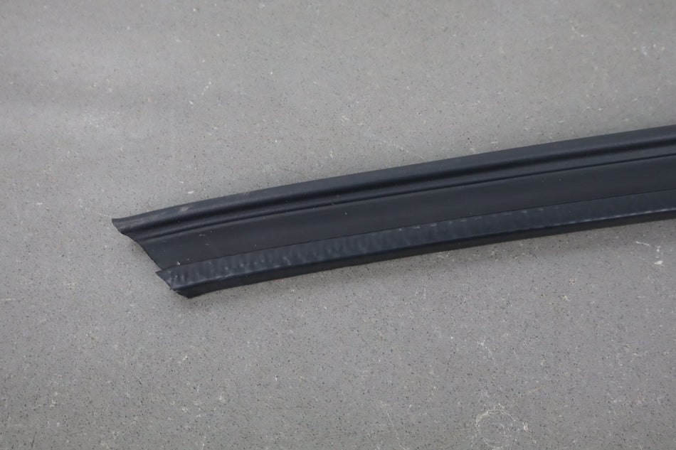 2003-2009 Hummer H2 Left Driver Rear Door To Body Weather Stripping Gasket Seal
