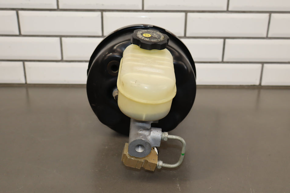 1997 Chevrolet Corvette C5 Power Brake Booster W/ Master Cylinder