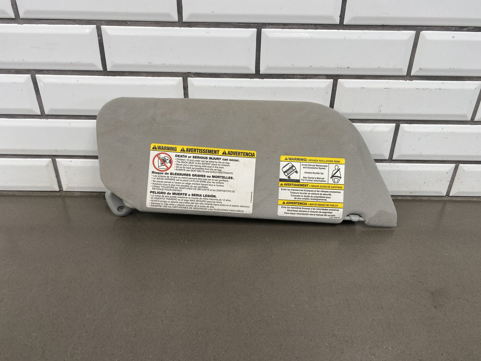 99-07 Ford F250 F350 Super Duty Lariat Sun Visor Pair Left Right Gray 4E