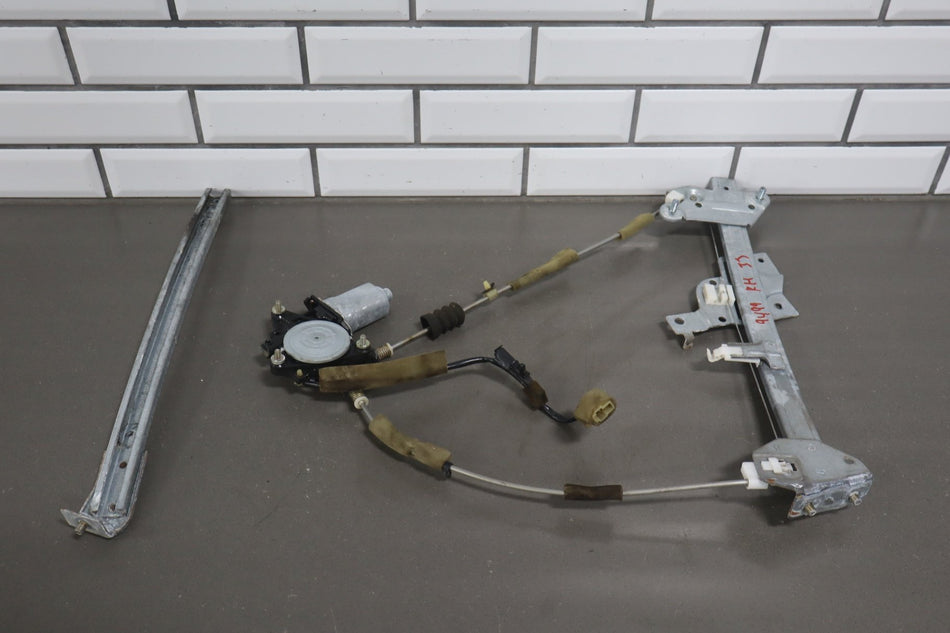 2004 Mazda MX-5 Miata NB2 Right Front Door Regulator with Motor OEM NC1158590G