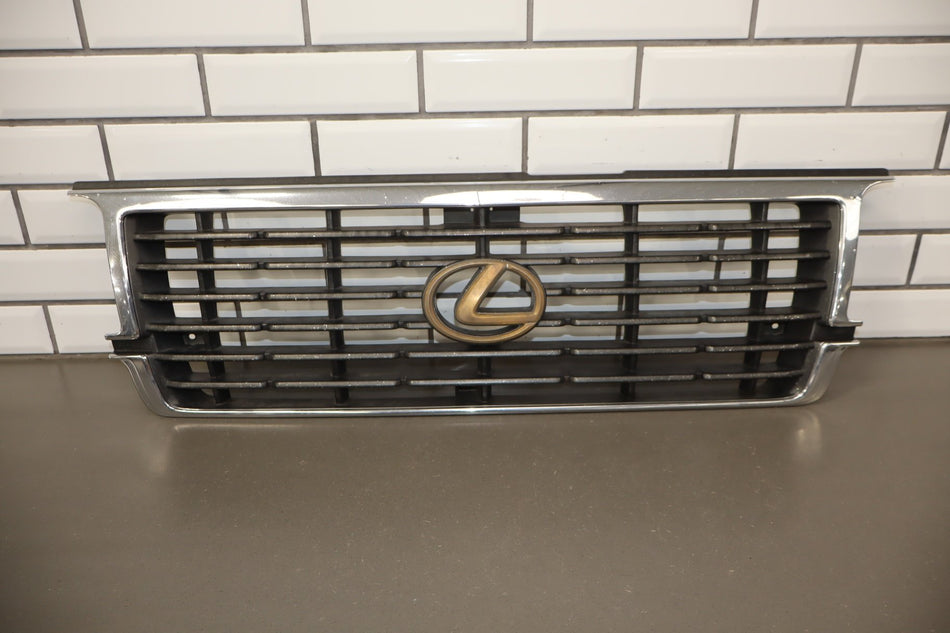 1996-1997 Lexus LX450 Radiator Grille