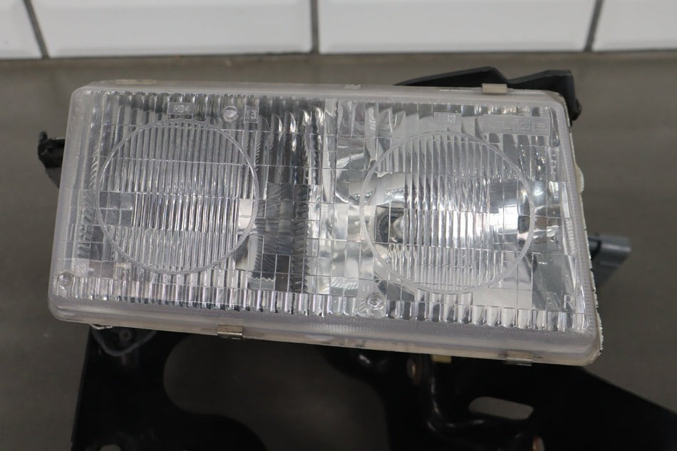 1997-2004 Chevrolet Corvette C5 Right Headlamp Black 41