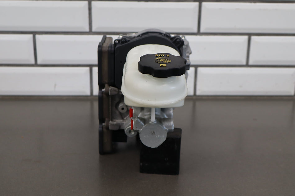 12-20 Tesla Model S Power Brake iBooster Master Cylinder Reservoir Tank Oem