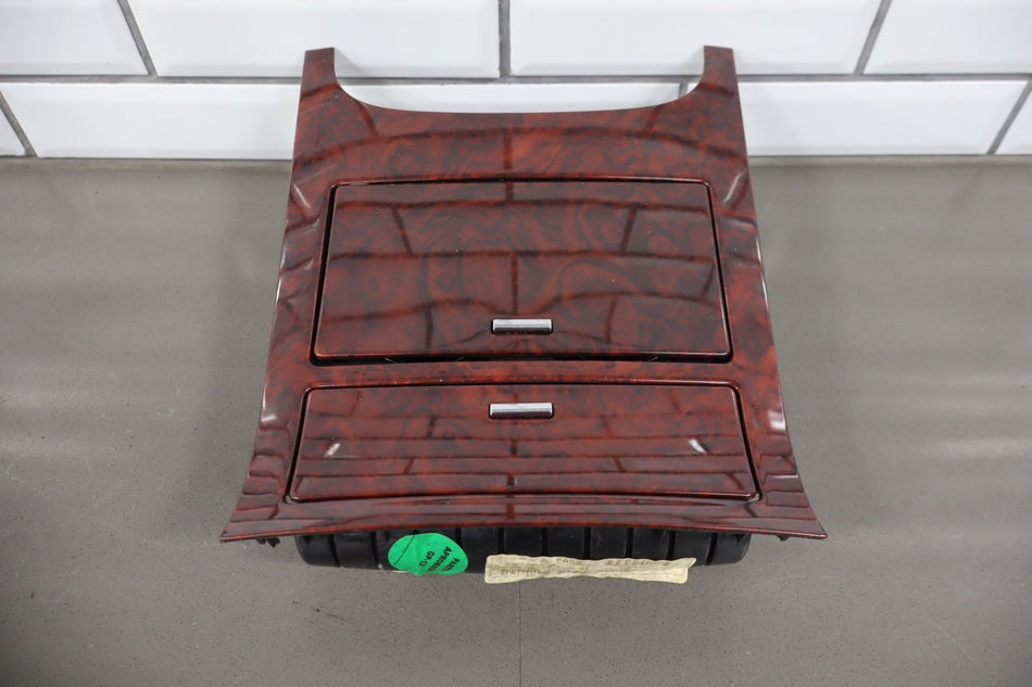 2009 Cadillac Escalade ESV- Centre Console
