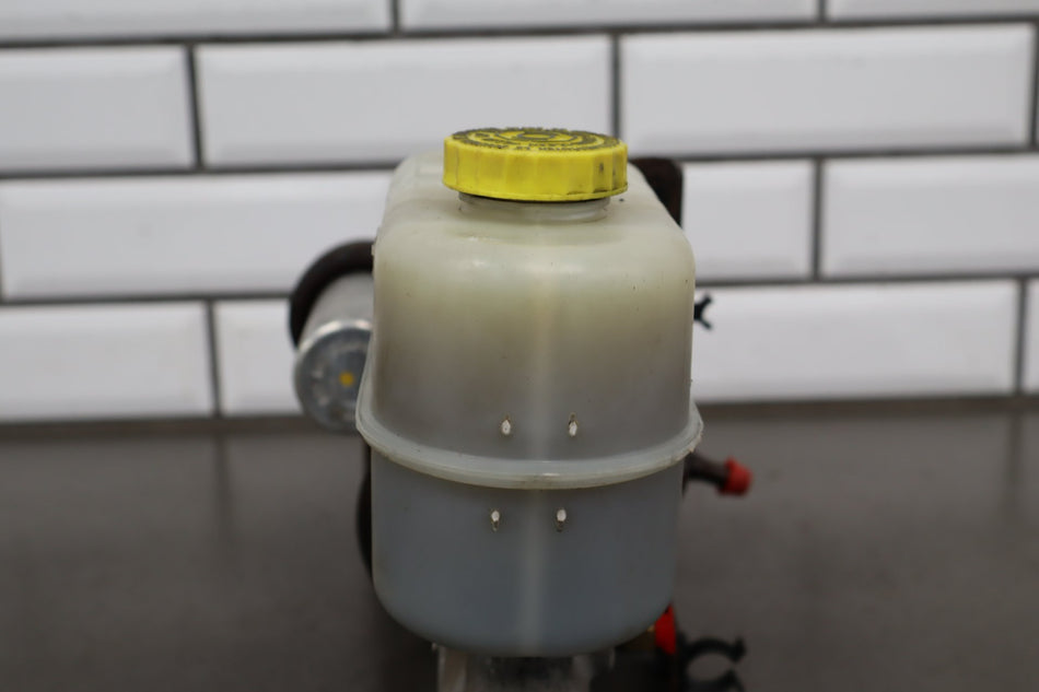 2005 Dodge Ram 2500 Hydroboost Booster w Master OEM