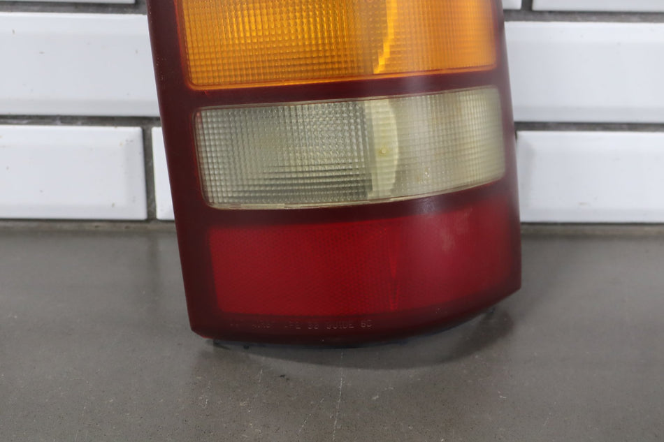 2002 Chevrolet Silverado Taillight Set OEM