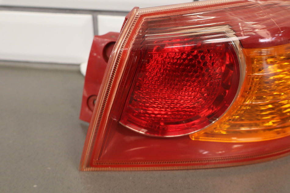 2008 Mitsubishi Lancer- Right Tail Light