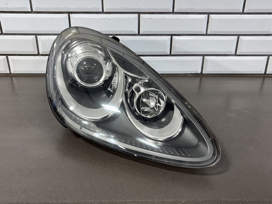 2011-2014 Porsche Cayenne Right Headlamp OEM