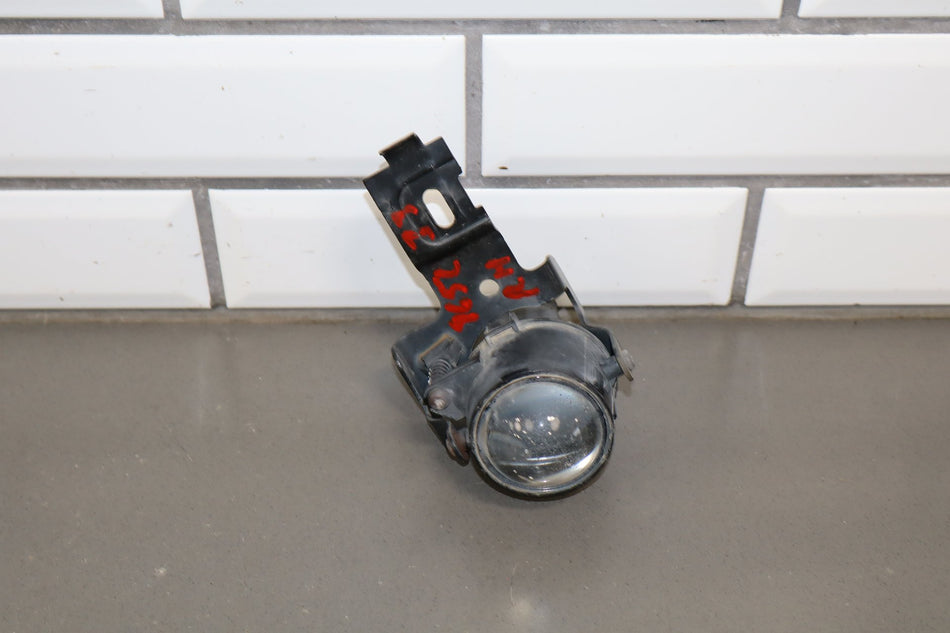 1997-2004 Chevrolet Corvette C5 Right Fog Light