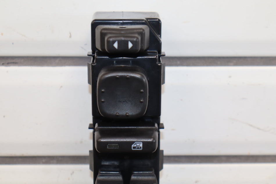 2003-2007 Hummer H2 - Left Front Window Switch W/ Bezel Black
