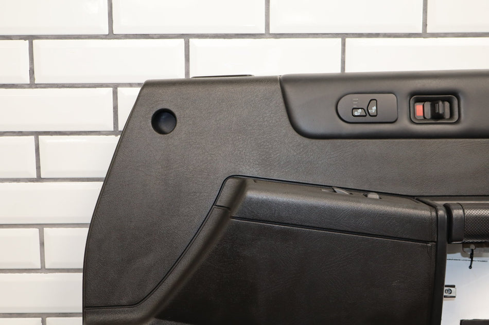 2003-2007 Hummer H2 - Right Front Door Trim Panel Black 192 15846874