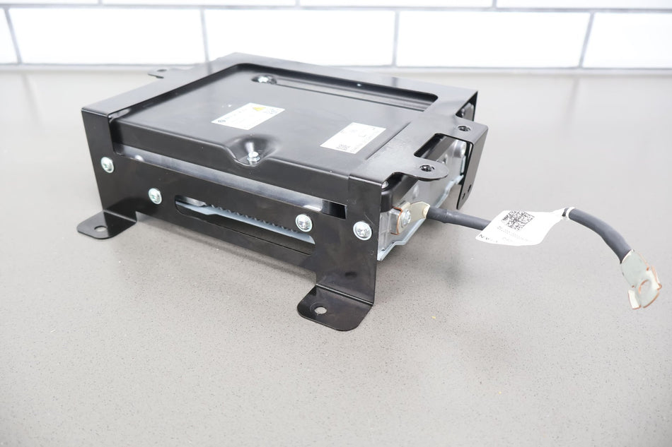 22-24 Rivian R1T Power Inverter/ Converter OEM (PT00000554) 9K Miles