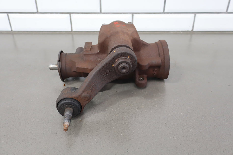 2002 Chevrolet Silverado 2500 HD GMT800 Steering Gear Box Assembly OEM