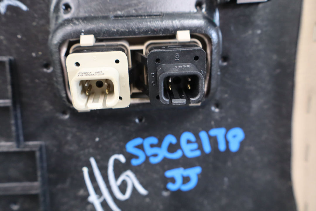 https://dvyuexp86pxrj.cloudfront.net/afb4b39b-4871-415e-a25a-a49131a4a926/545C2BEF-7554-4CAC-9204-5B52024B8106/web_a24e98a3-b348-4c67-adbd-69bd82fd70da.jpg