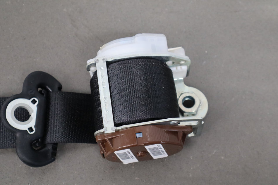 2014-21 Jeep Grand Cherokee SRT Left Rear Seat Belt Black X9