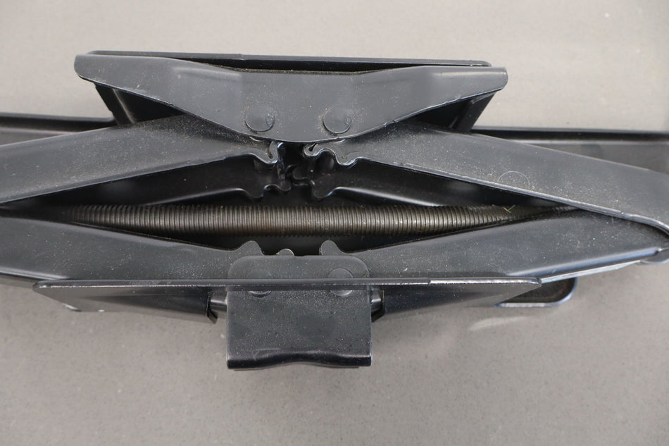 2007 Hummer H2 Jack OEM