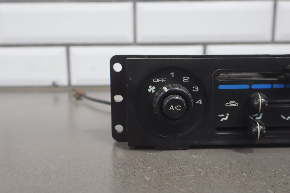 1990-1997 Mazda MX-5 Miata Climate Control W/ A/C