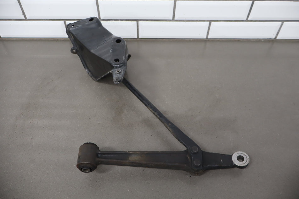 1992 Toyota MR2 Right Front Suspension Knee