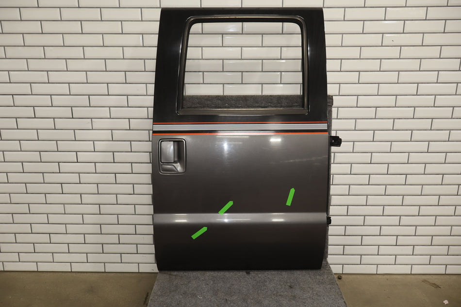 2004 Ford F-250 Super Duty- Right Rear Door