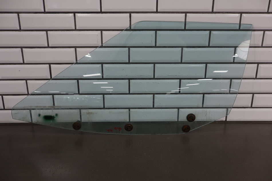 1984-1990 Chevrolet Corvette Left Front Door Window 14094292 OEM