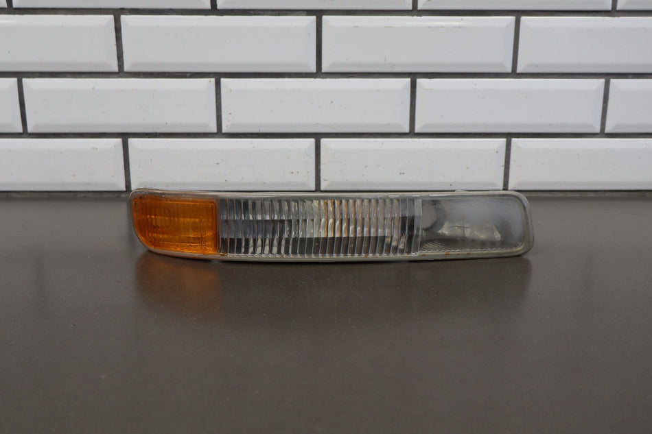 2002 GMC Sierra 2500 Right Front Lamp OEM
