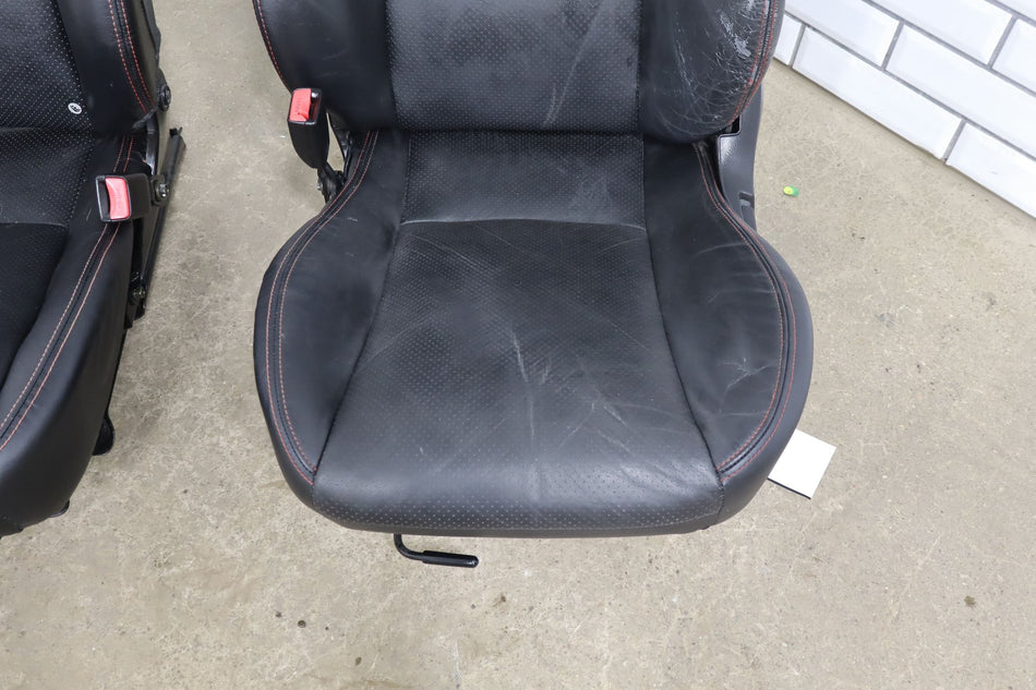 2004 Mazda MX-5 Miata- Front Seat