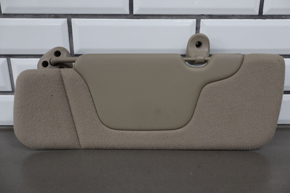 2001 Chevrolet Silverado 2500 GMT800- Sun Visor