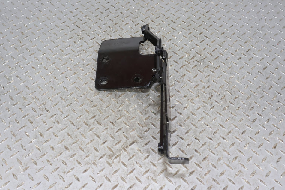 03-06 Chevy SSR Left LH Driver Tonneau Cover Hinge OEM (Tested)