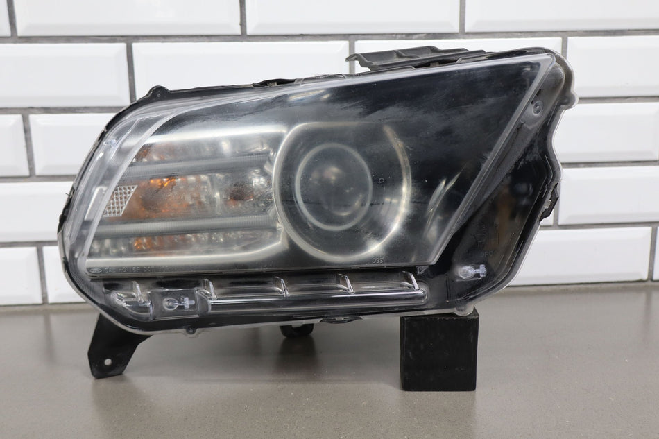 2013-2014 Ford Mustang Passenger Right Xenon HID Headlight OEM AR33-13005-CE