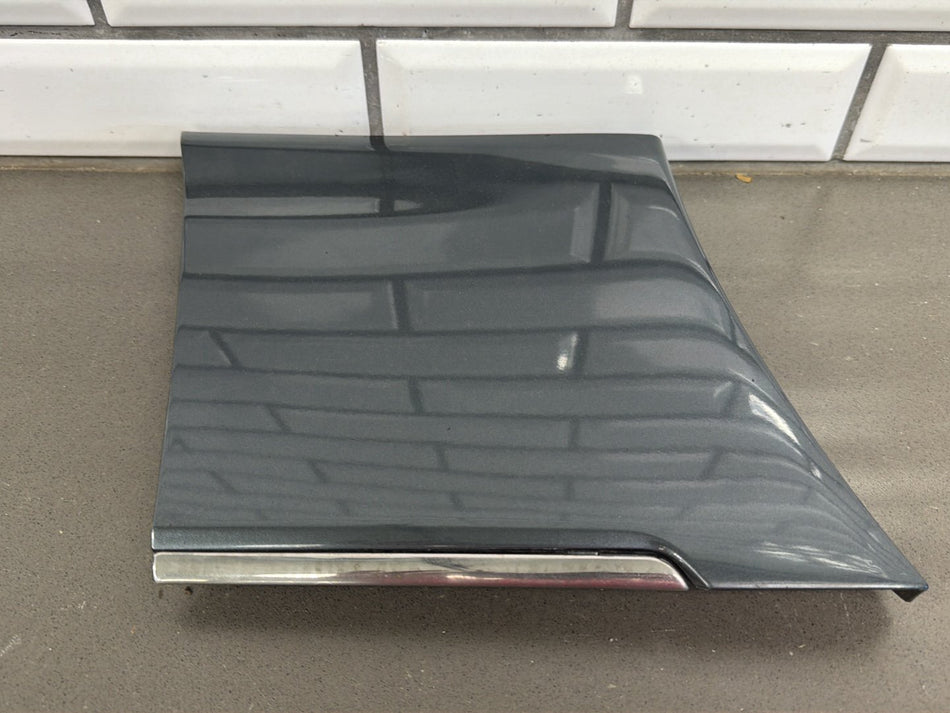 2004 Lexus LS430 Left Fender Molding OEM