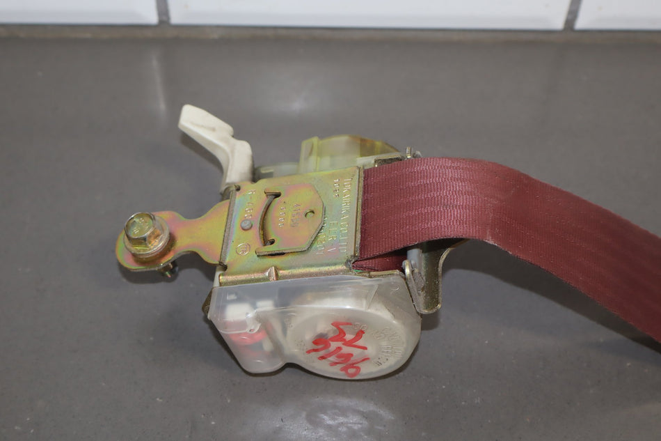 1988 Toyota Corolla Sport GTS Right Front Seat Belt