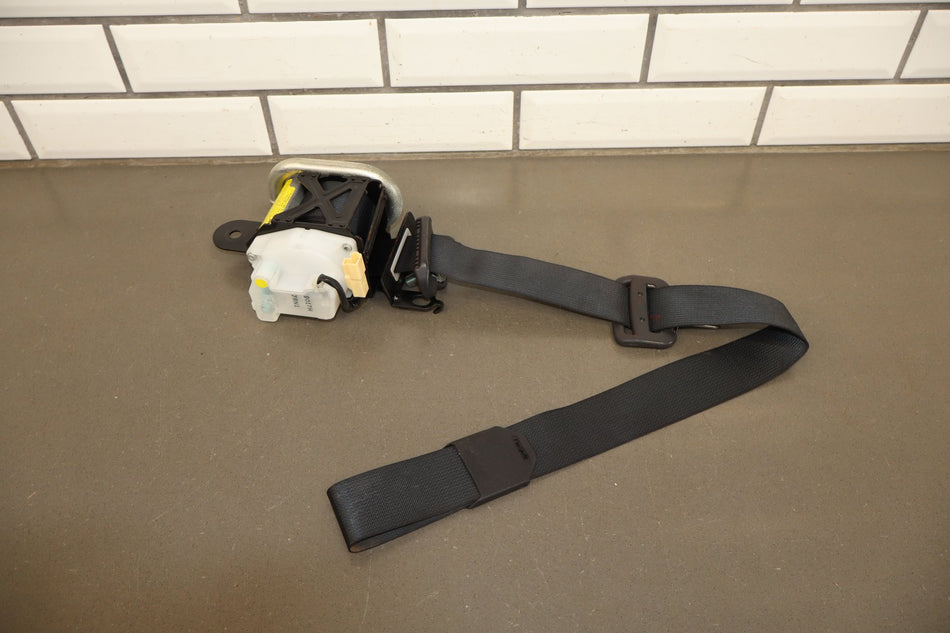 04-08 Mazda RX-8 (SE3P) Right Front Seat Belt Retractor Black OEM