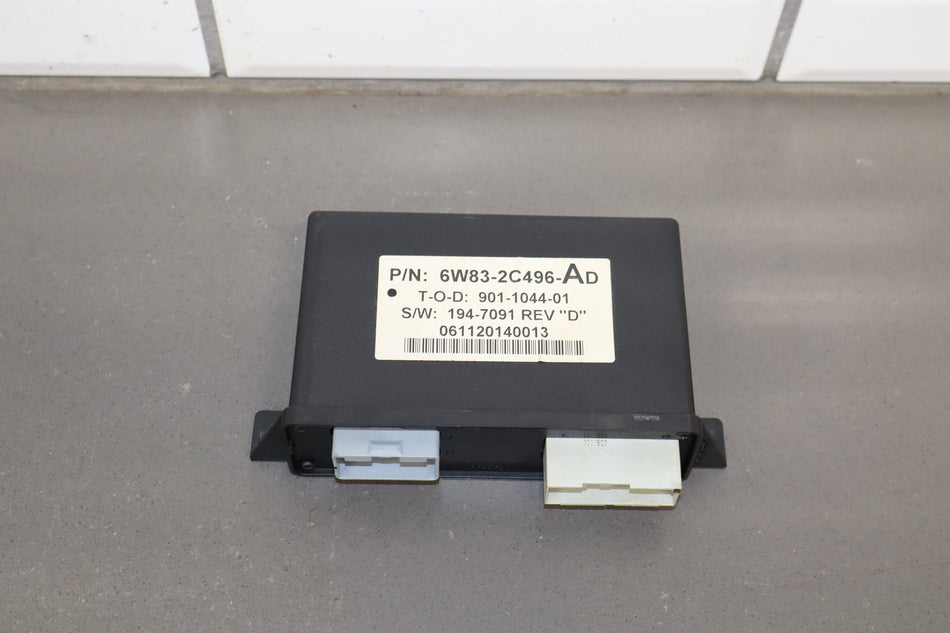 2007-2009 Jaguar XKR- Parking Brake Control Module PN: 6w83-2c496-ad