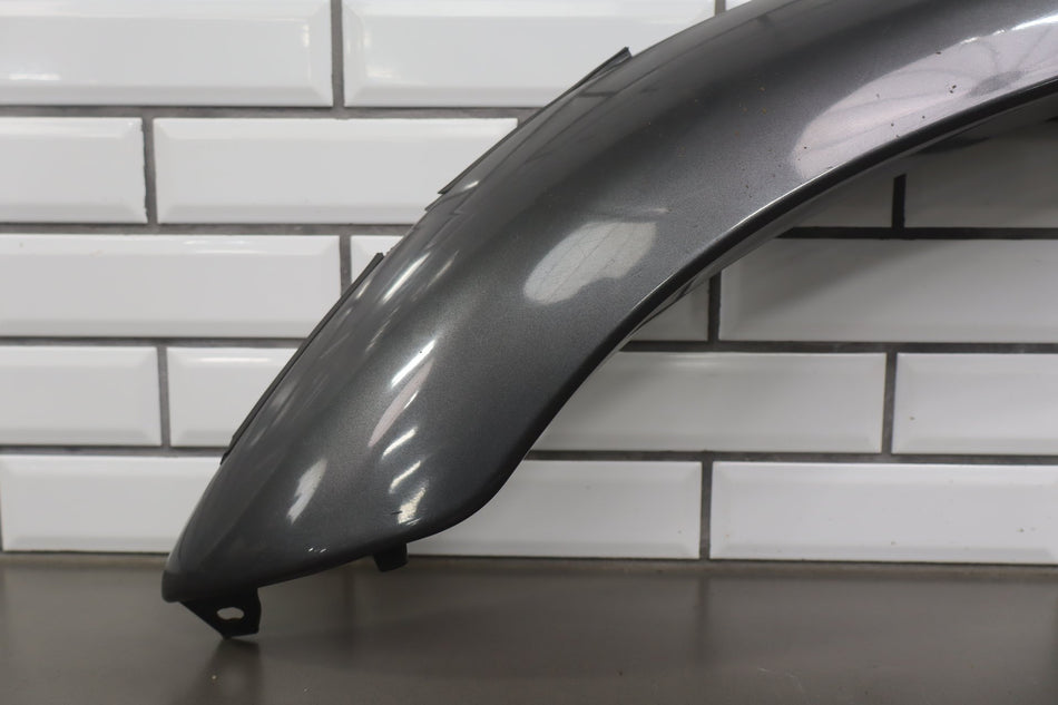 1996-1997 Lexus LX450 Left Fender Molding Dark Emerald Pearl
