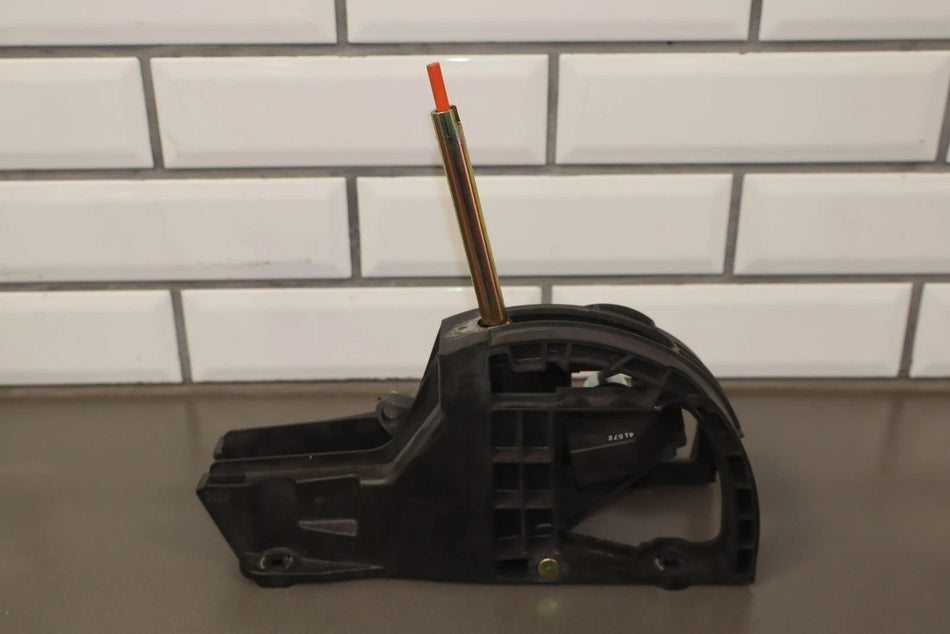 2004 Chevrolet SSR- Floor Shifter