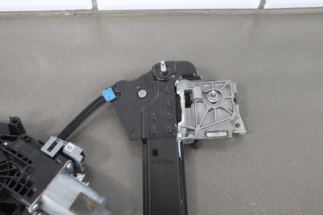 47441569