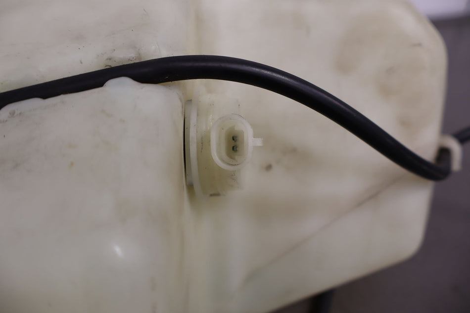 2003 Hummer H2- Washer Bottle