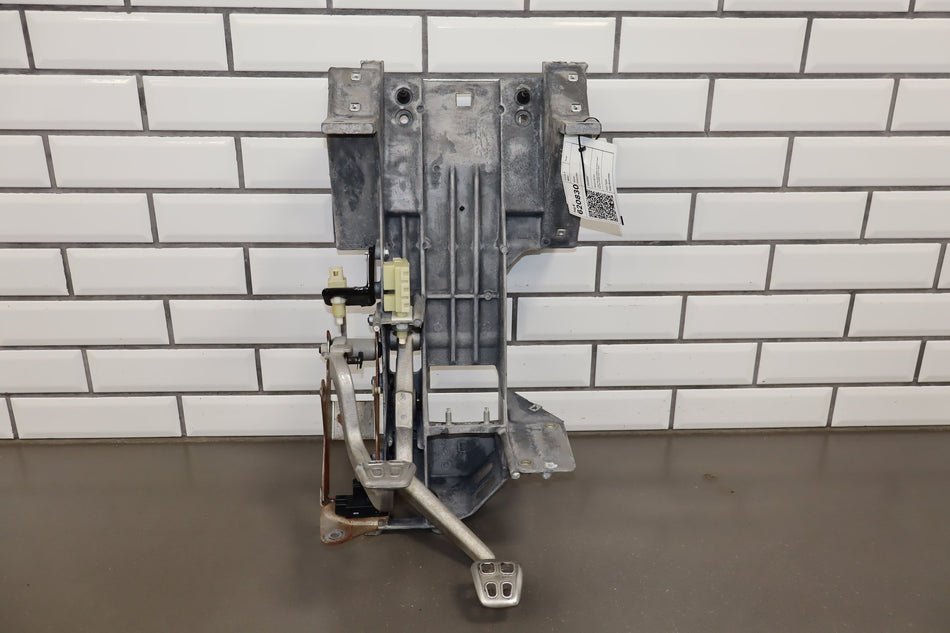 1997-2004 Chevrolet Corvette C5- Manual Transmission Pedal Assembly