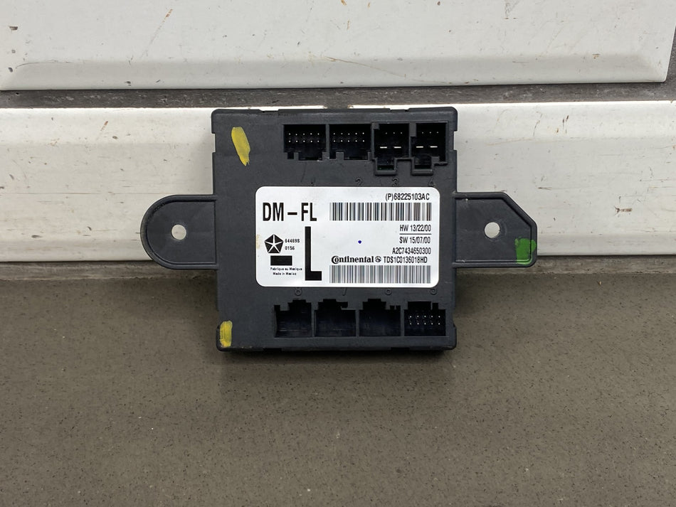 2016 Ram 1500 DS - Left Front Door Control Module PN: 68225103ac
