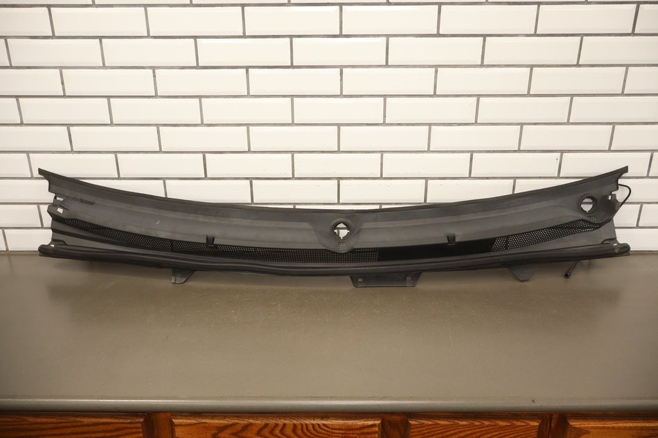 2014-2018 GMC Sierra 1500 Cowl Vent Panel OEM
