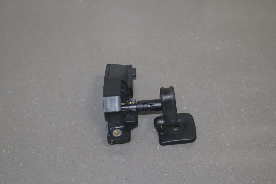 2012 Toyota Sienna Quarter Window Latch, Right Passenger OEM