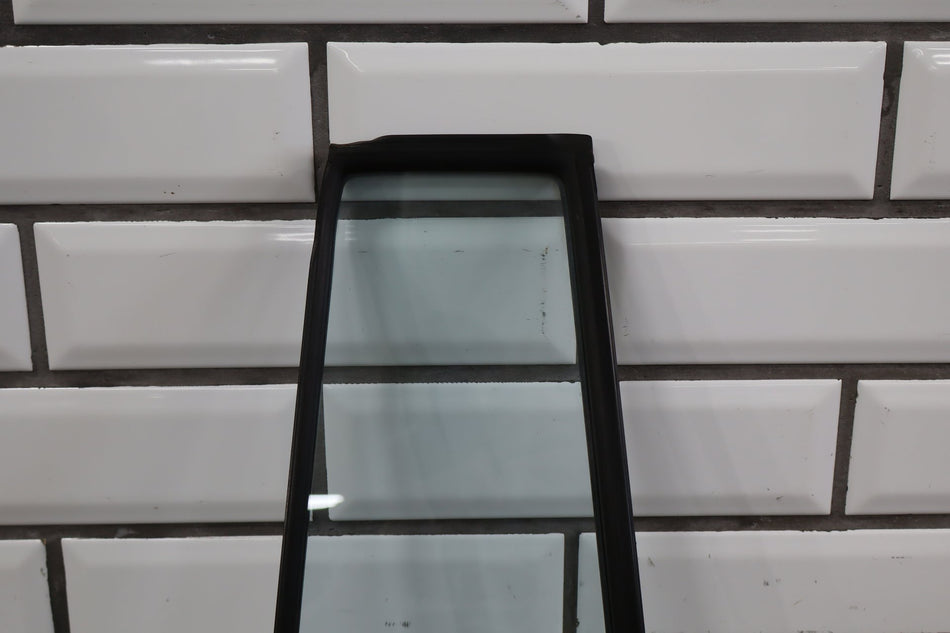 1991-1996 Toyota Land Cruiser Clear Left Rear Vent Window 6812360020 OEM