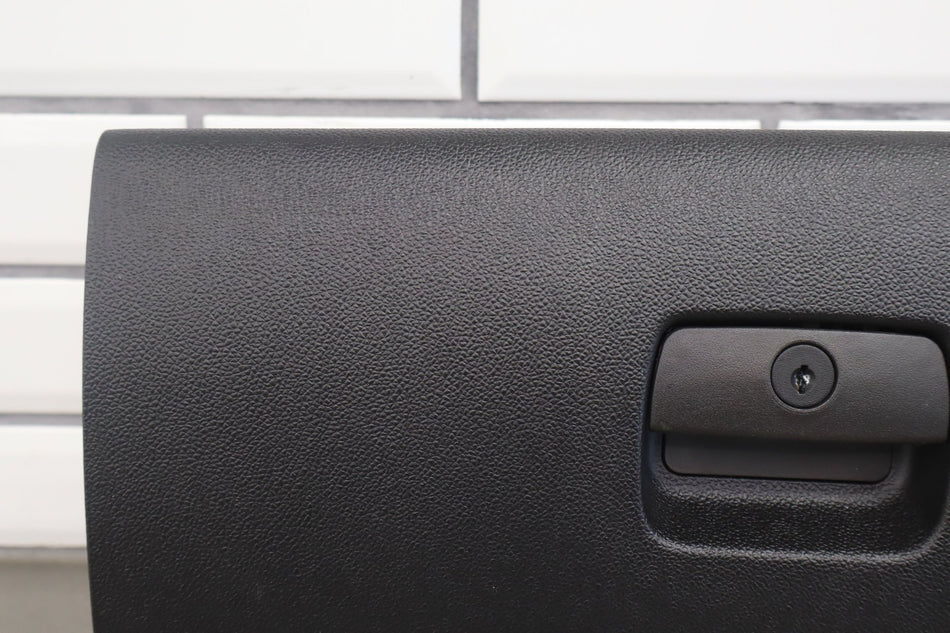 2007 Chevrolet Suburban 1500- Glove Box