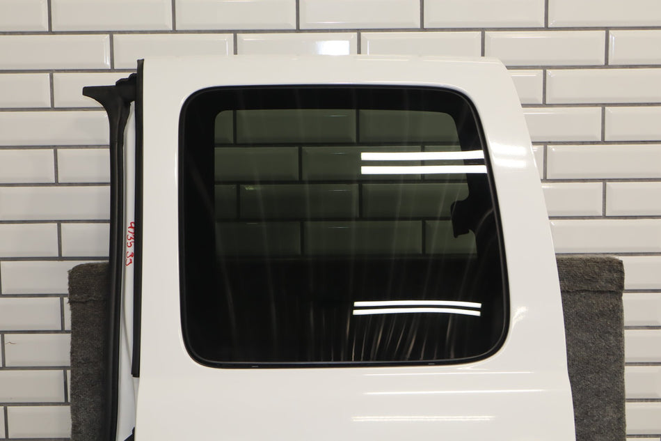01-07 Chevy GMC Silverado Sierra GMT800 Extneded Cab Left Rear Door Summit White 50